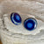 Runde øredobber, blå effekt, 15 mm